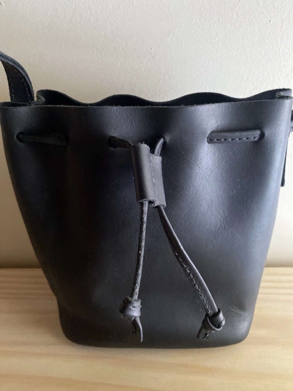 Parker Clay Topa Mini Leather Drawstring Crossbody Bag - Black